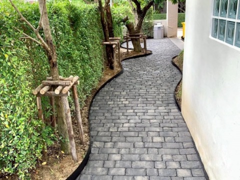 ขอบกั้นดินพลาสติกสำหรับจัดสวน